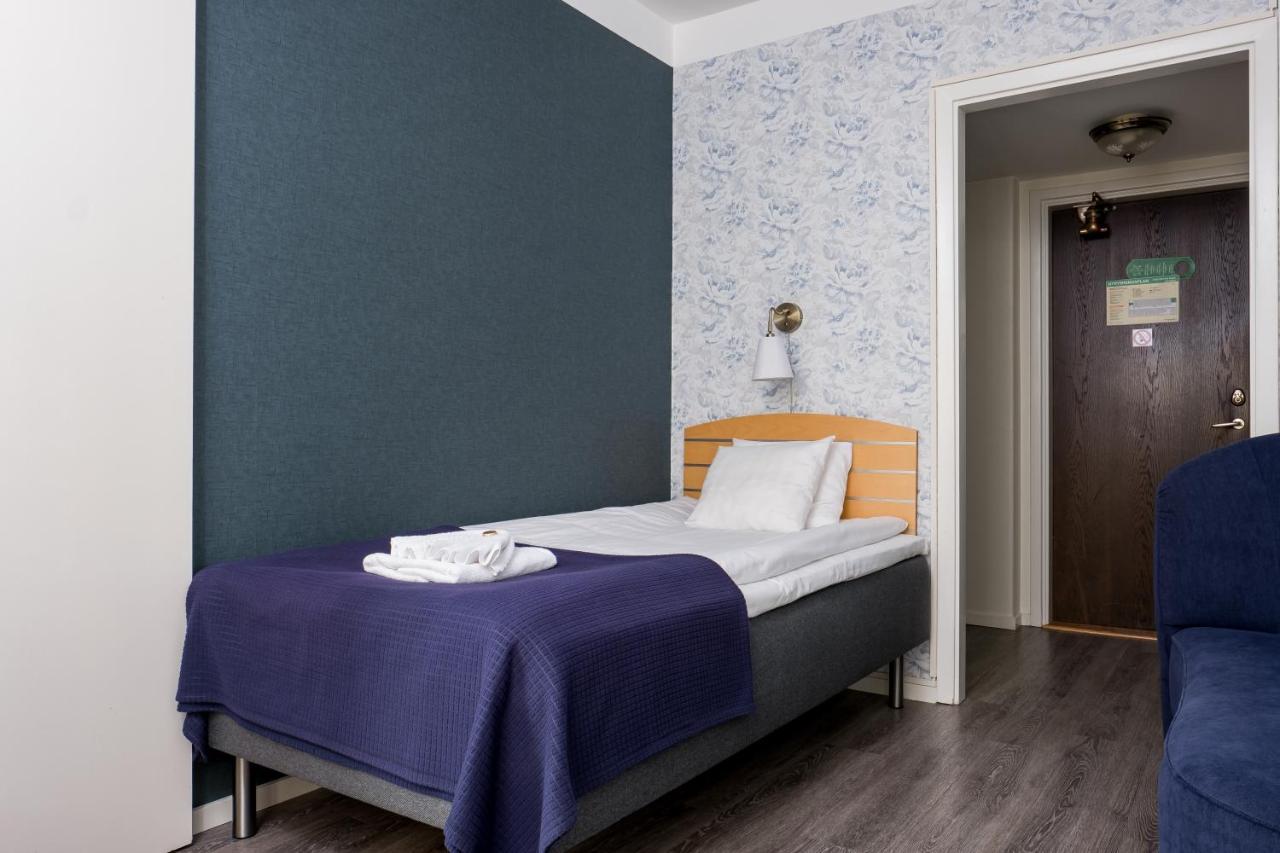 Vannas Hotel Vaennaes מראה חיצוני תמונה