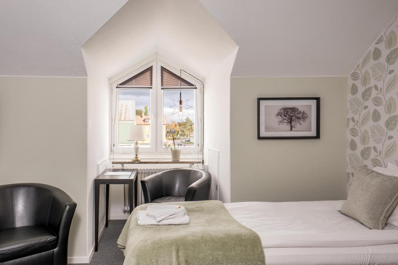 Vannas Hotel Vaennaes מראה חיצוני תמונה